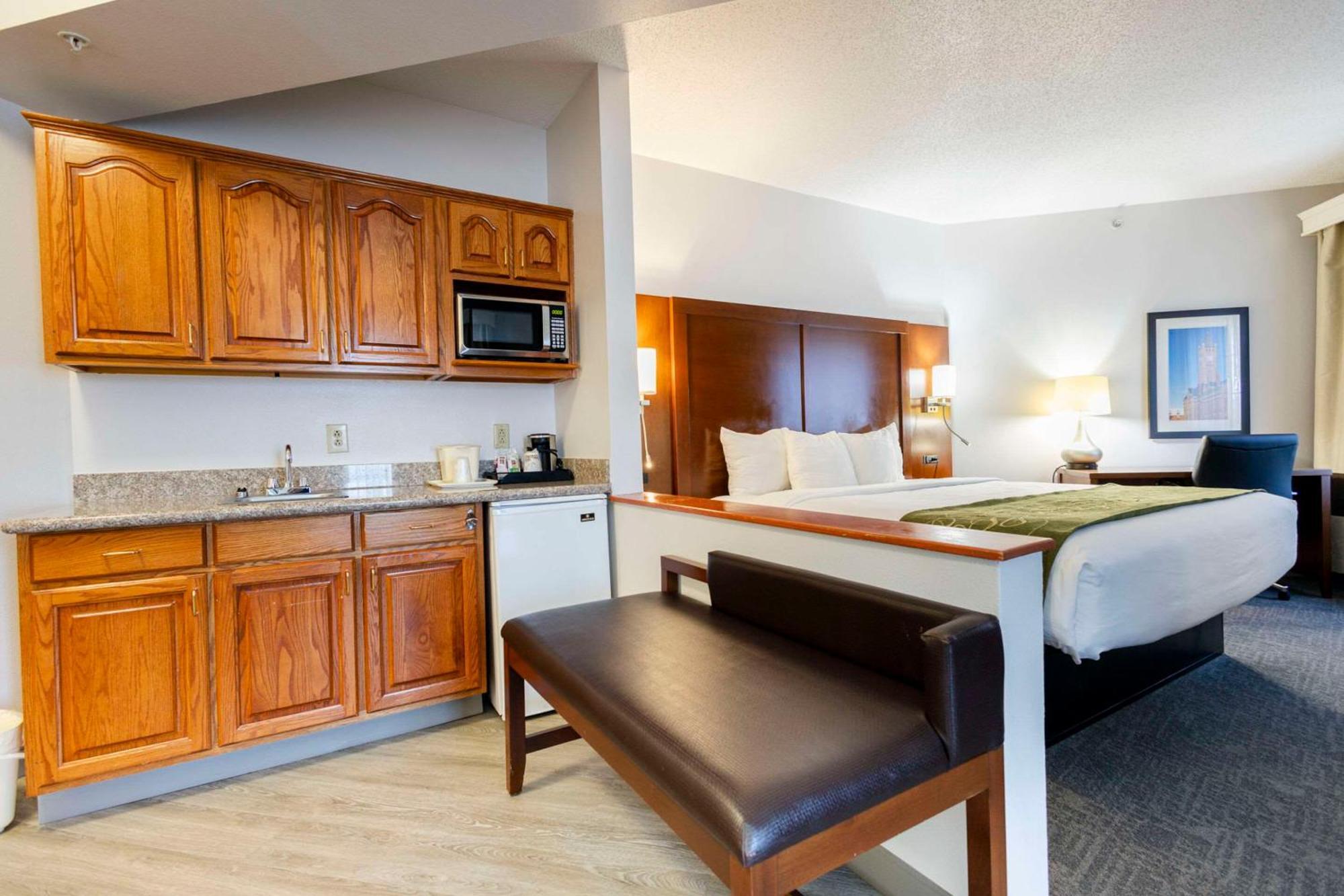 Comfort Suites Спрингфилд Экстерьер фото